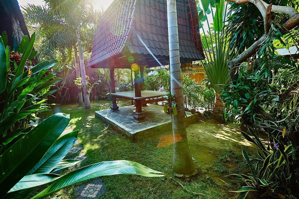 Matra Bali Guesthouse Canggu  Exterior photo